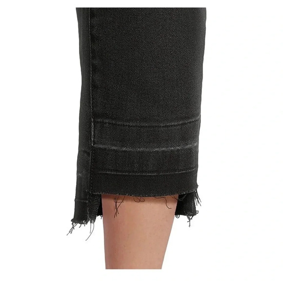 Terra & Sky Women's Plus Size Step Hem Straight Leg Jeans, 27" Inseam - Picture 5 of 5